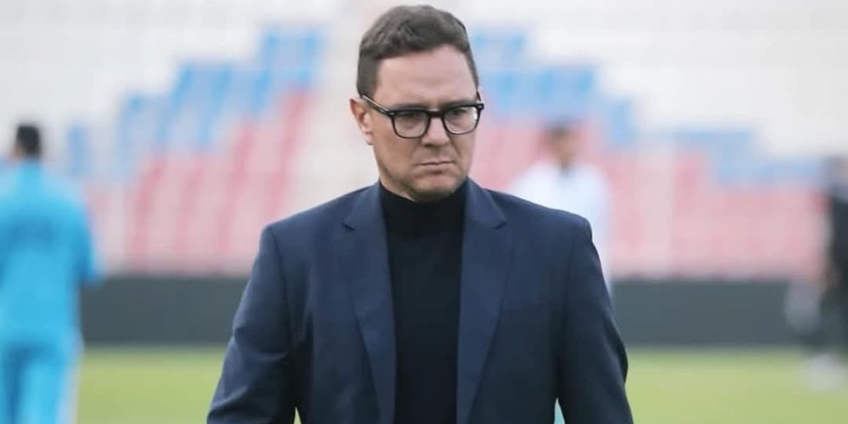 نقل مدرب الوداد أمين بنهاشم والدكتور هفتي إلى المستشفى بعد انقلاب سيارتهما بأمريكا