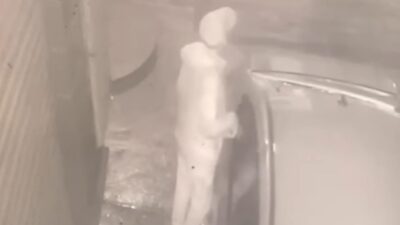 سرقة سيارات بتجزئة المجاهدين في طنجة… كاميرا تفضح الجاني