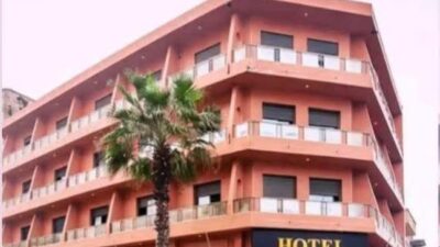 العرائش.. فندق خاص يفتح أبوابه لإيواء متضرري فيضانات القصر الكبير