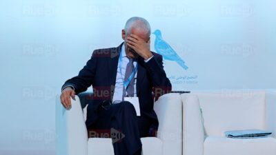 الطالبي العلمي لم يبكِ تأثرا على أخنوش وإنما تذكر المواطنين المحاصرين بالفيضانات فأذرف الدموع